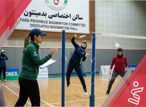 کلاس عمومی بدمینتون (مربی خانم خیرآبادی)-هیئت بدمینتون فارس