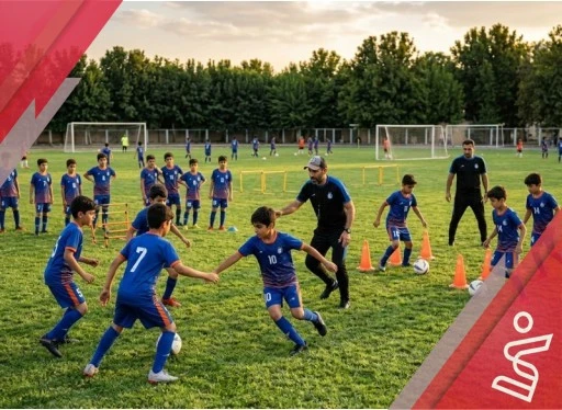 کلاس فوتبال آقایان - بالای 13 سال-سالن دانشگاه پیام نور